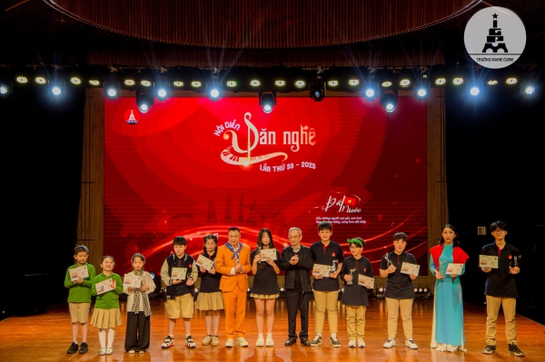 TRANH GIẢI ĐẶC BIỆT HDVN 33: CẢM XÚC VỠ ÒA KHI NHỮNG TIẾT MỤC XUẤT SẮC ĐƯỢC XƯỚNG TÊN