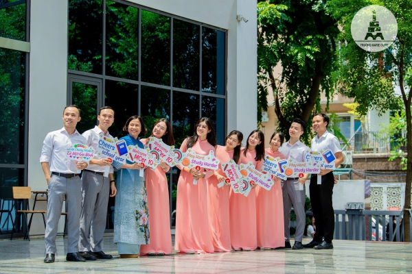 ĐÓN MCER 10: RỘN RÀNG, ẤN TƯỢNG