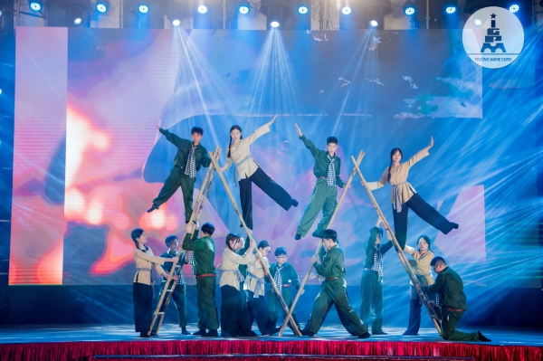 THCS-VP | CHUNG KHẢO HDVN 33: “SAY LÒNG” VỚI “CONCERT ĐẶC SẢN” ĐƯỢC MONG CHỜ NHẤT NĂM