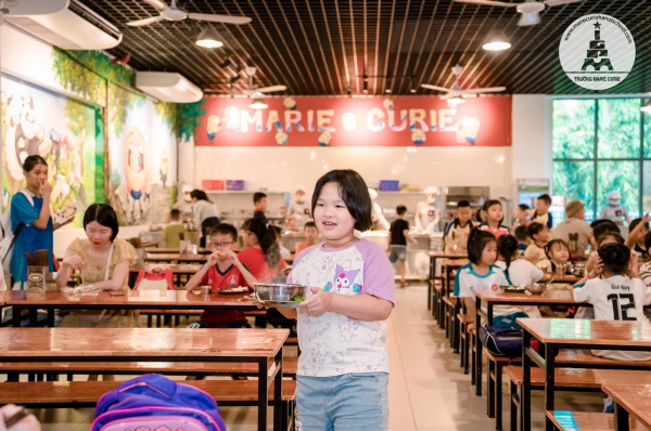 Thực đơn tháng 11/2025