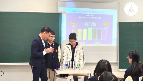 THCS-MĐ | C&Ugrave;NG CHUY&Ecirc;N GIA HỌC C&Aacute;CH NHẬN BIẾT NƯỚC TỐT CHO TUỔI TEEN