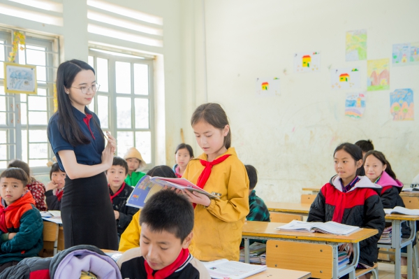 TIẾP TỤC HÀNH TRÌNH “GIEO CHỮ” NƠI CAO NGUYÊN ĐÁ