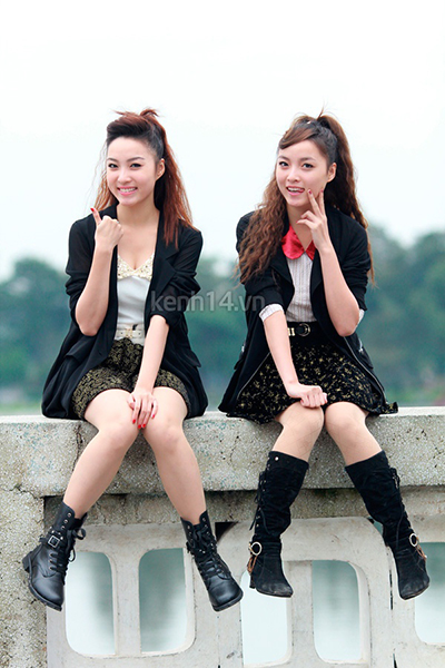 121206dstwins03-d2393
