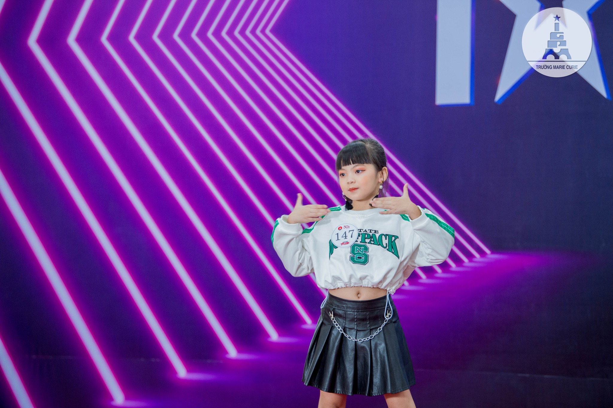 gottalentvanphu-8