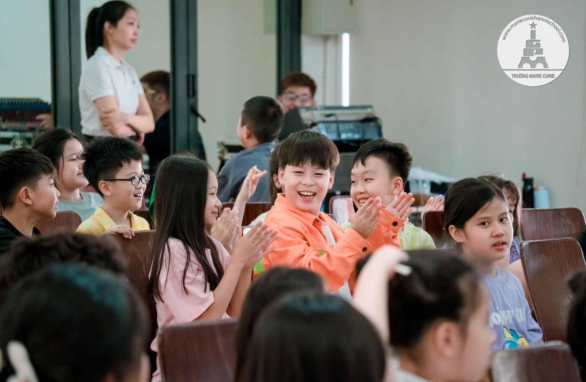 nhachongdongdat-5